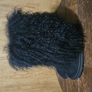 Tall sheepskin cuff UGG boots